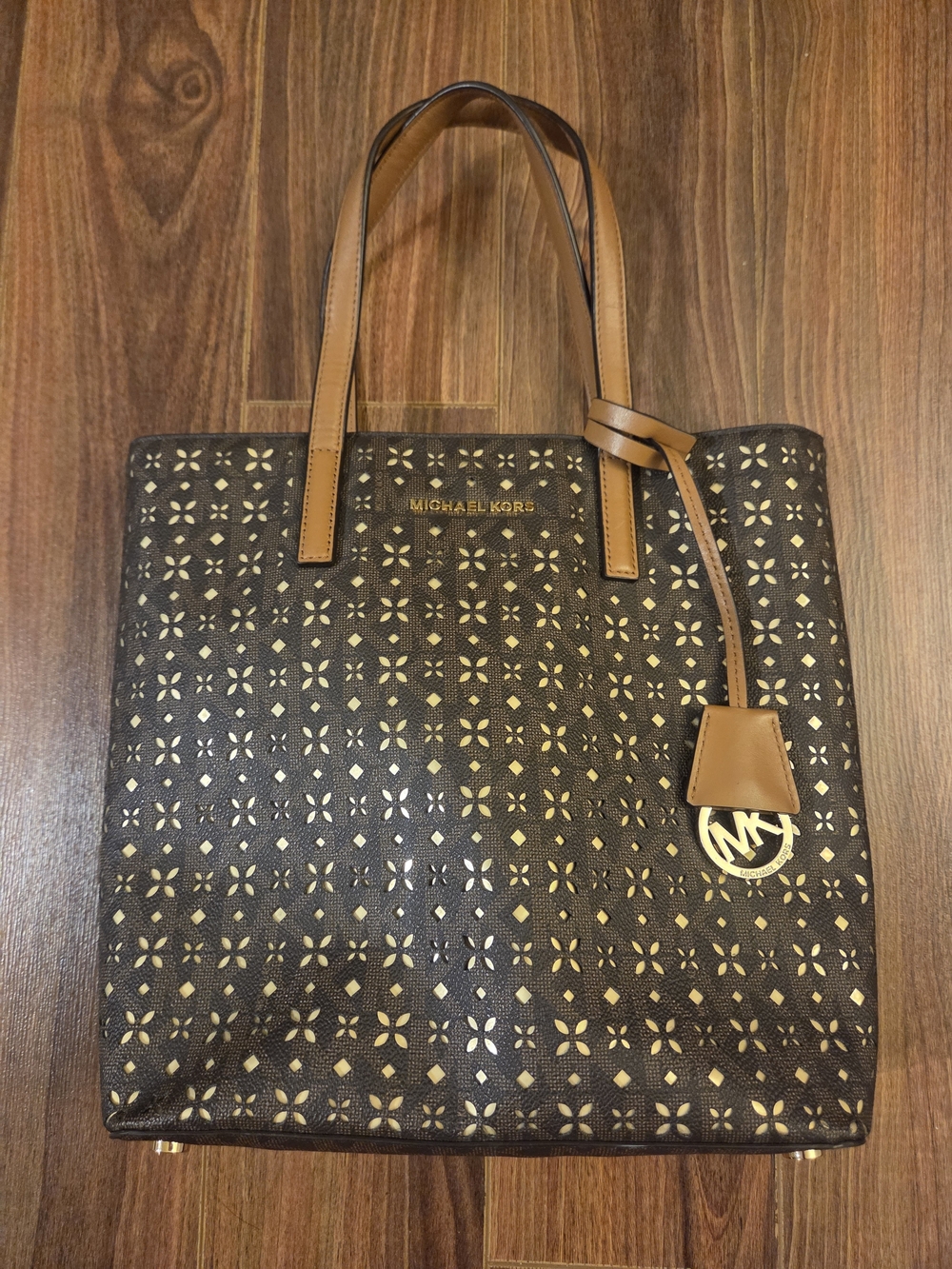 Michael Kors Hayley Saffiano Leather Tote Bag – Brown/Gold – Excellent Condition